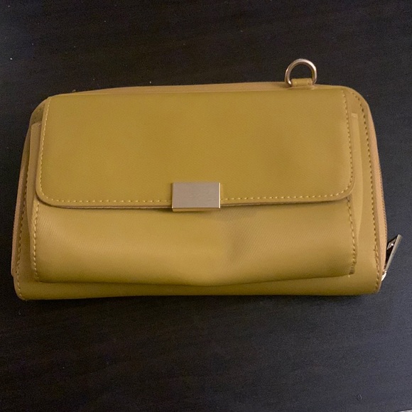 Save the girls STG phone wallet on a string NEW - Picture 2 of 4